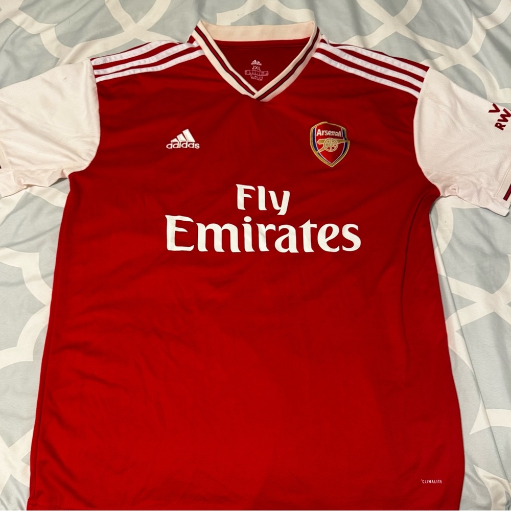 Arsenal Fly Emirates  Red jersey